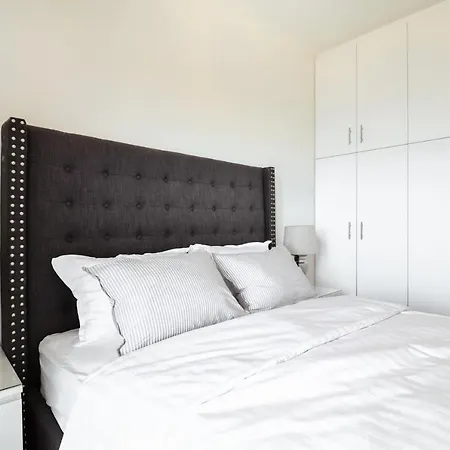 Noir Luxury House By Corfuescapes *