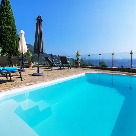 Noir Luxury House By Corfuescapes Appartamento
