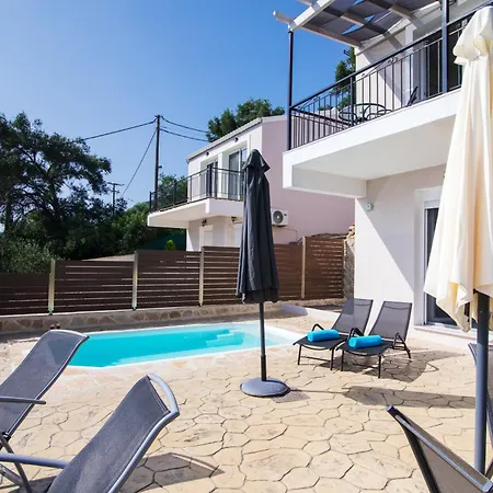 Noir Luxury House By Corfuescapes Sinarádes